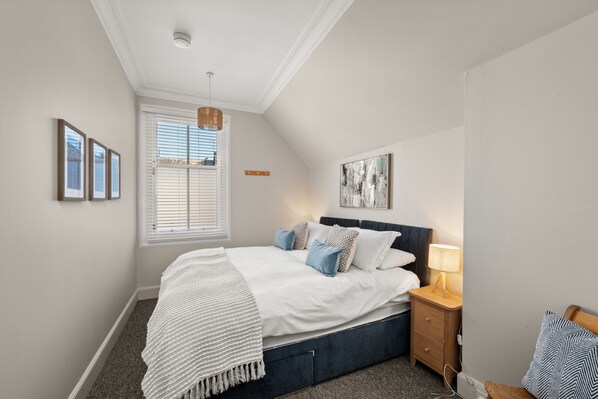 3 habitaciones, internet y ropa de cama 