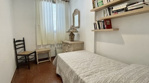 3 chambres, fer et planche Ă repasser, Wi-Fi gratuit, draps fournis