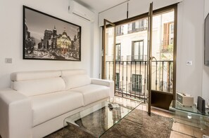 Smart TV - Opera Boutique (Madrid)