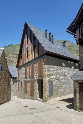 Val Arties 3 by FeelFree Rentals