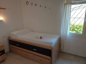 3 habitaciones, tabla de planchar con plancha y wifi gratis