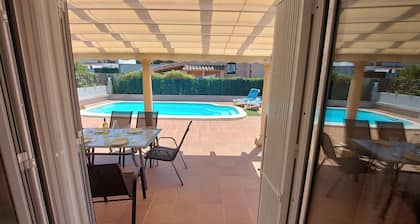 Magnífica villa con piscina privada, 3 dormitorios, 2SDB, WIFIFREE