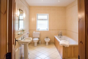 Bathroom - Once Upon a Tide (Clifden)
