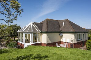 Exterior - The Pippins, Old Cleeve (Minehead)