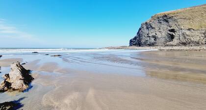 4* self catering, farm stay cottage. Sleeps 4