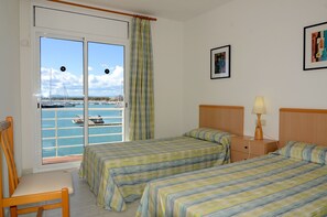 Iron/ironing board, free WiFi, bed sheets - TREPUTXELL 1D 2-2 (Estartit)