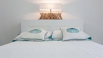 4 chambres, fer et planche Ă repasser, accĂšs Internet