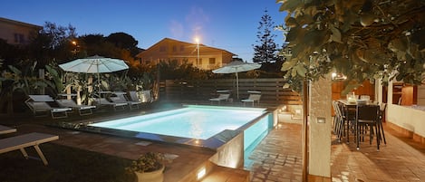 Piscine extérieure