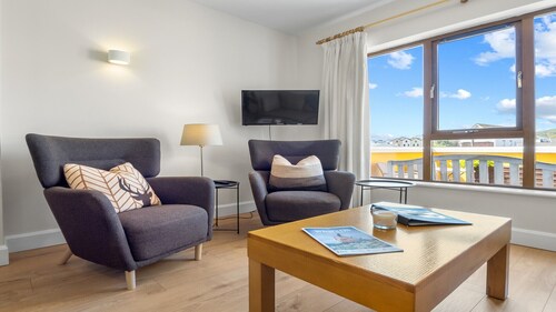 Clifden River View in the heart of Clifden town