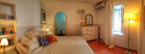 3 chambres, fer et planche Ă repasser, Wi-Fi gratuit, draps fournis