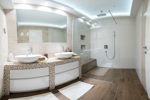 Hair dryer, towels - Villa Jolie is one of the most luxurious residences in centar of Dubrovnik (Dubrovacko-neretvanska županija)
