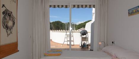 3 Schlafzimmer, Bügeleisen/Bügelbrett, Bettwäsche