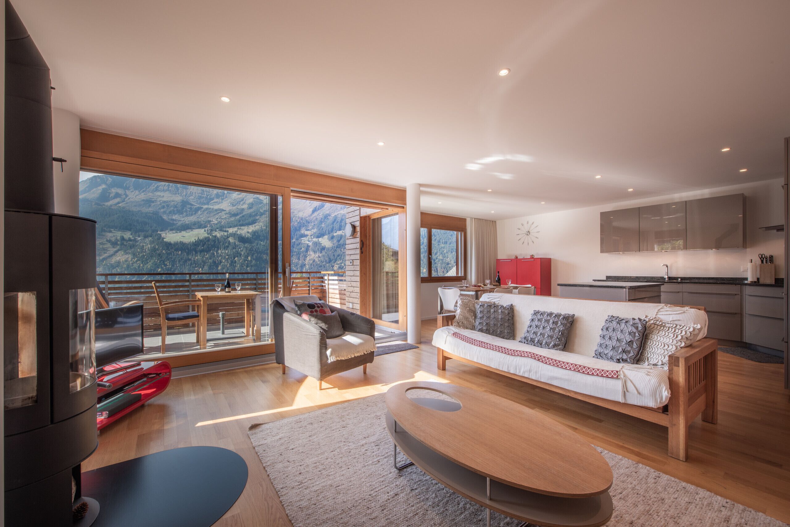 Fernseher, Kamin, Netflix, DVD-Player