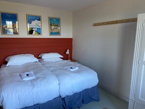 1 bedroom, WiFi, bed sheets