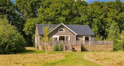 Brook Lodge Ferienhaus liegt in der Nähe von Colchester und in einer erstaunlichen natürlichen Schönheit.