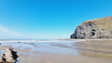 Una playa cerca