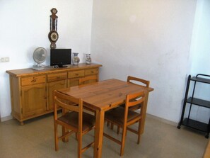 Dining - MARINA 2D (Estartit)