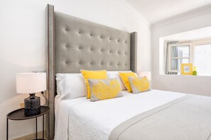 1 chambre, fer et planche à repasser, Internet, draps fournis
