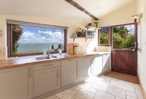 Microwave, oven, dishwasher