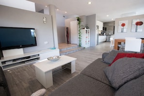 TV