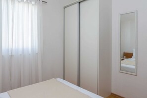 2 bedrooms, free WiFi