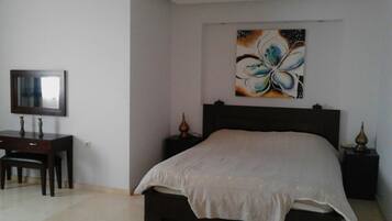 Panoramic Villa | 7 bedrooms, iron/ironing board, free WiFi, bed sheets