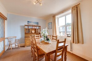 Dining - 2 Bed in Mortehoe (oc-mortev) (Mortehoe)