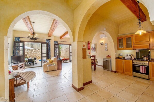 Living area - Ta Leli Holiday Home (Ix-Xagħra)