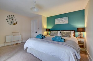 3 makuuhuonetta, silitysrauta/-lauta, vauvan matkasänky, ilmainen Wi-Fi