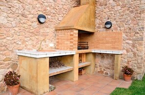 Property grounds - CAN COLL PERATALLADA (Peratallada)