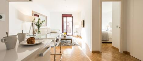 1 dormitorio, caja fuerte, tabla de planchar con plancha y wifi gratis