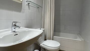 Bathtub