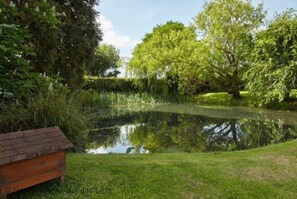 Property grounds - The Stables , Birdham  -  a barn conversion that sleeps 4 guests  in 2 bedrooms (Chichester)