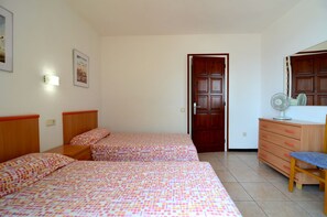 1 Schlafzimmer, Zimmersafe, Bügeleisen/Bügelbrett, kostenloses WLAN