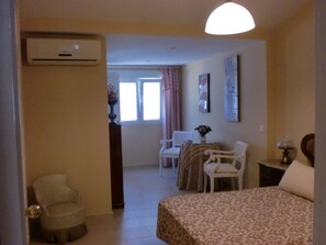 4 camere, ferro/asse da stiro, Wi-Fi, lenzuola