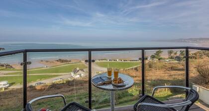 2 Bed in Clifton Court (oc-flt18)