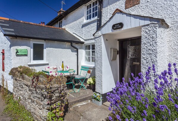 Exterior - Syms Cottage, Cutcombe (Wheddon Cross)