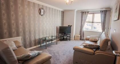 APPARTEMENT DE VILLAGE Ă ABERDEEN SUBERB AVEC WIFI ET PARKING