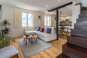 TV, DVD player, books