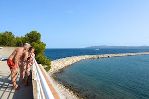 Enceinte de lâhĂ©bergement