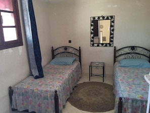 Ferienhaus | 4 Schlafzimmer, Bügeleisen/Bügelbrett, kostenloses WLAN, Bettwäsche