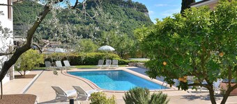 Cà Gardesana With Pool