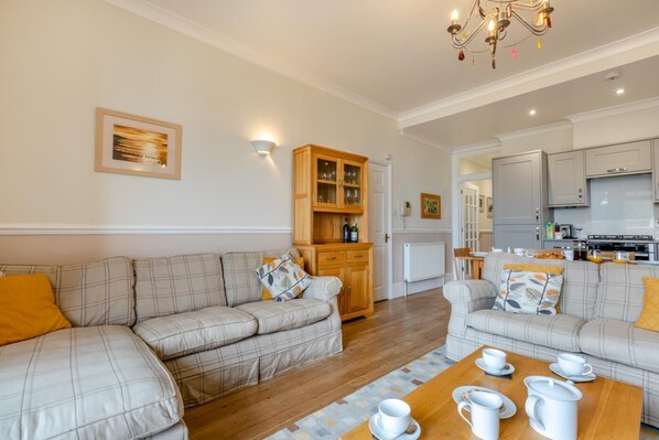 TV - 2 Bed in Woolacombe (oc-dolph) (Woolacombe)