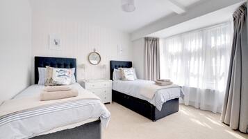 2 makuuhuonetta, silitysrauta/-lauta, vauvan matkasänky, ilmainen Wi-Fi