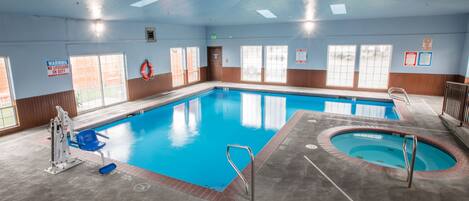 Hồ bơi trong nhà