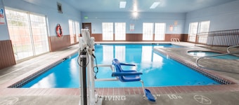 Bridgeway Inn & Suites Portland Airport