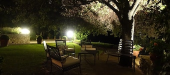 Villa toscane avec vue imprenable, piscine, grand jardin et intimité