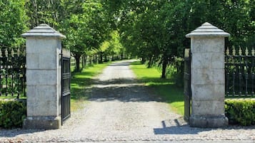 Enceinte de lâhĂ©bergement