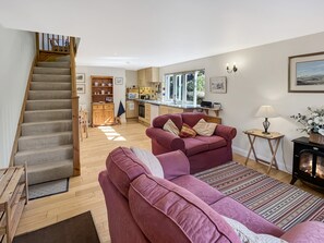 Televisión y reproductor de DVD 