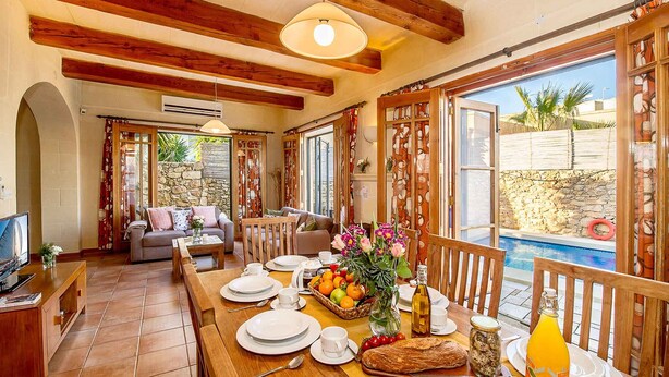 Dining - Casetta Menzja Holiday Home (Ta' Sannat)